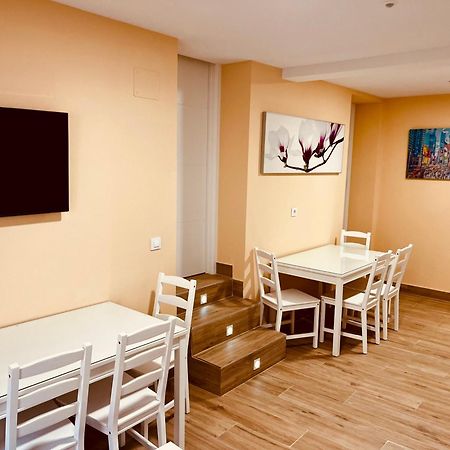 Apartamentos San Nicolas Logroño Esterno foto